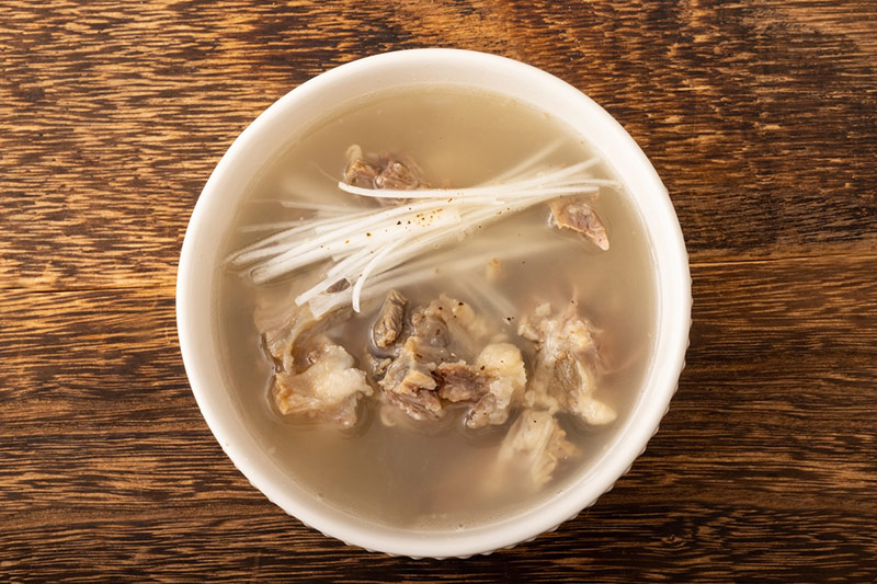 牛テールスープ