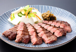 ダイエット中も牛たんを食べたい!カロリーや食べ方をご紹介!